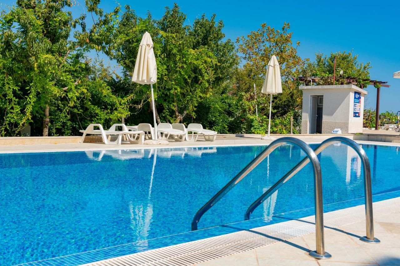 Menada Apolon Apartments Sozopol Exterior foto
