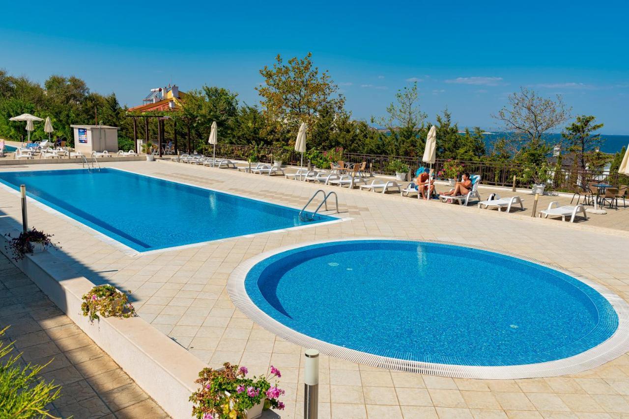 Menada Apolon Apartments Sozopol Exterior foto