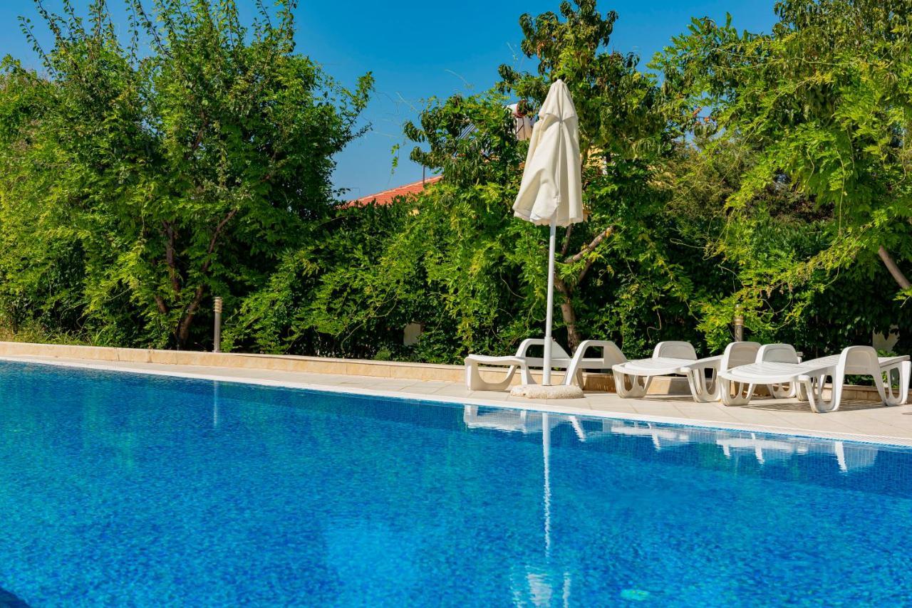 Menada Apolon Apartments Sozopol Exterior foto
