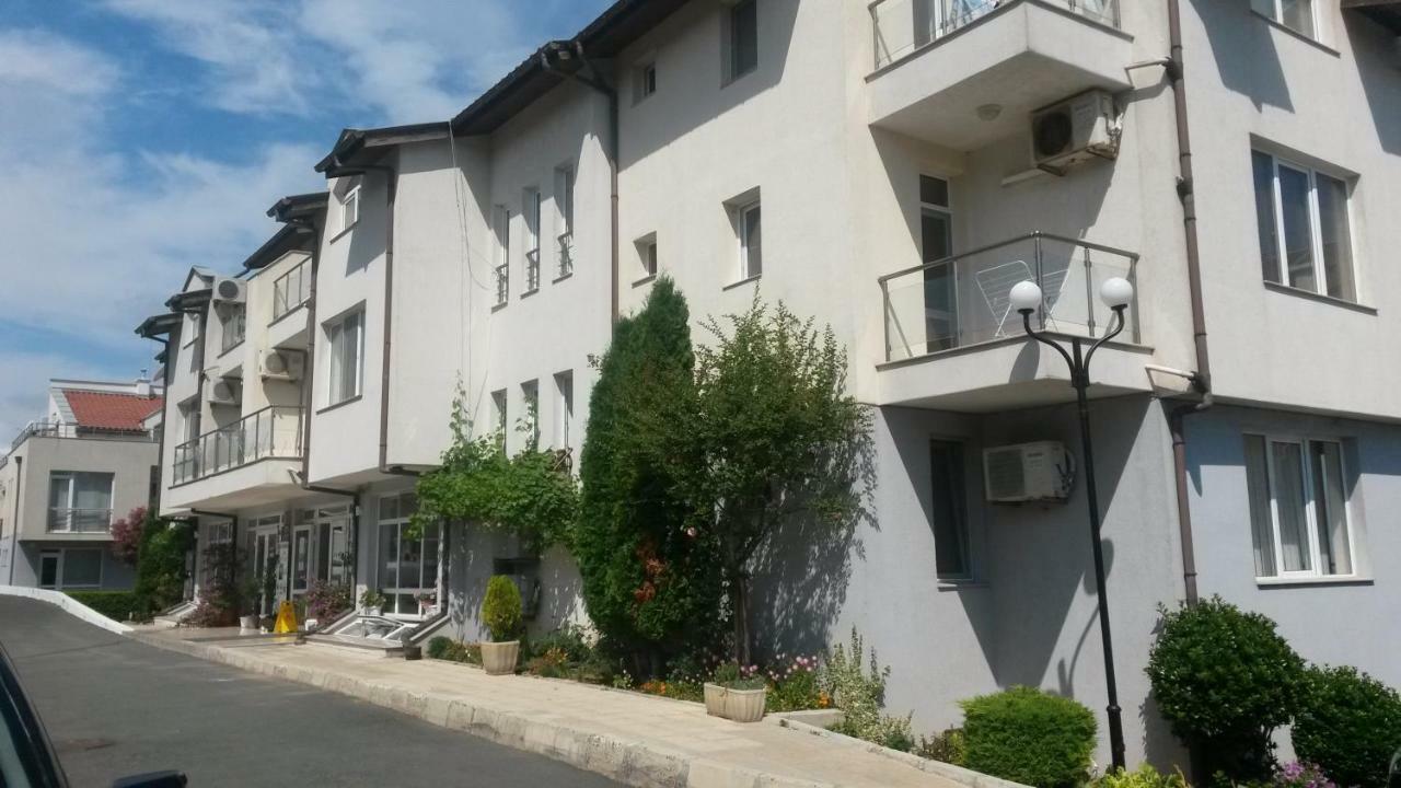 Menada Apolon Apartments Sozopol Exterior foto