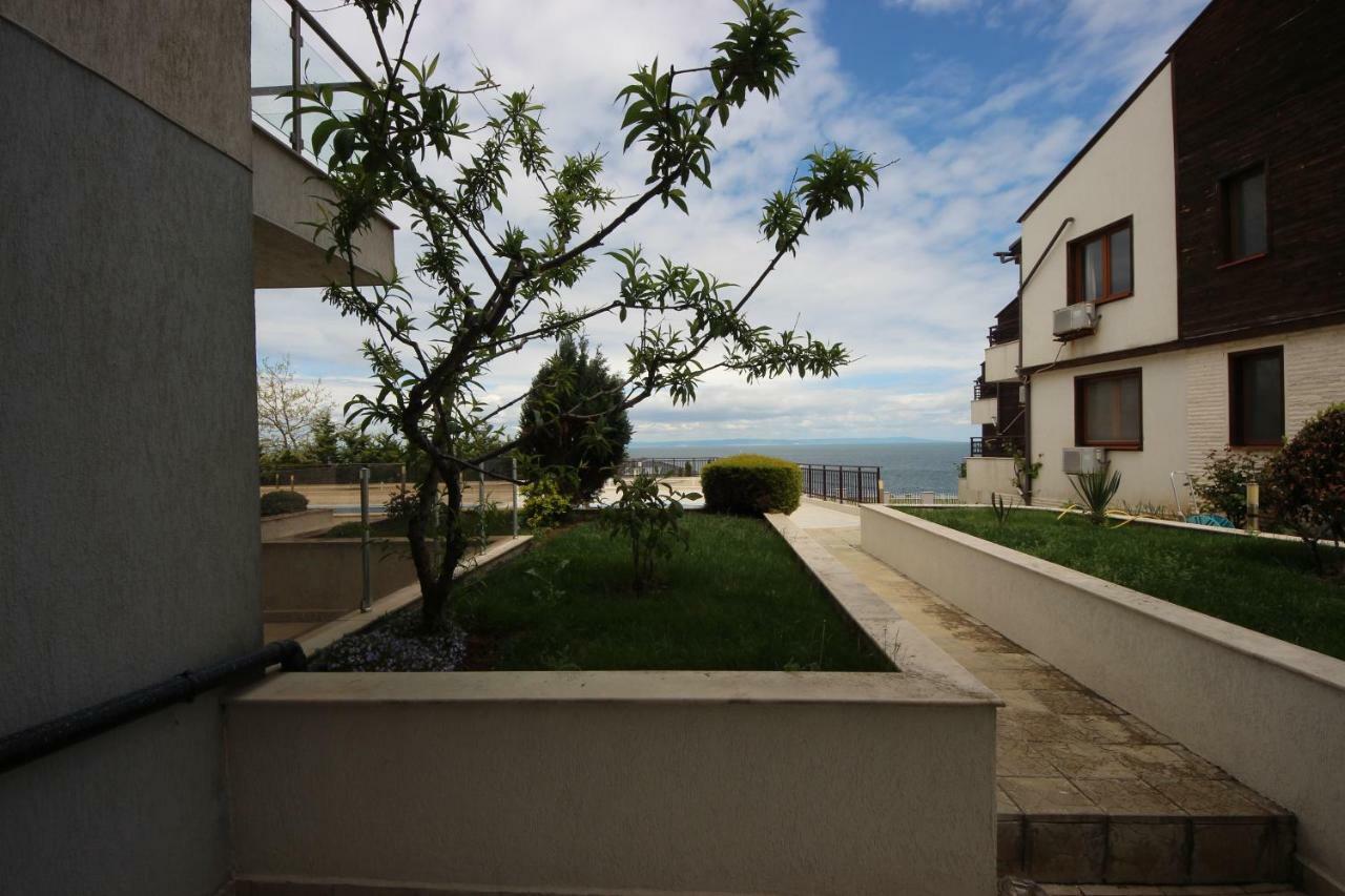 Menada Apolon Apartments Sozopol Exterior foto