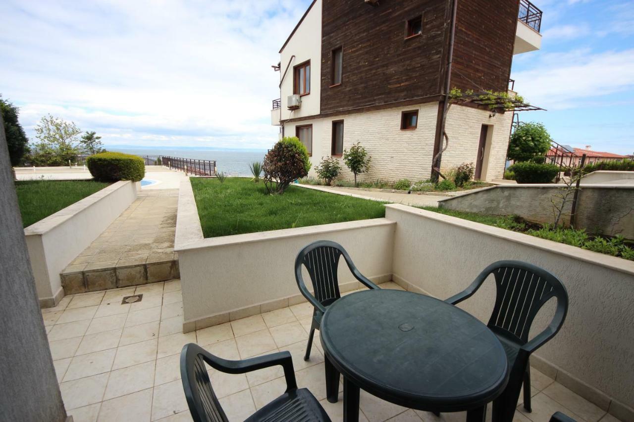 Menada Apolon Apartments Sozopol Exterior foto